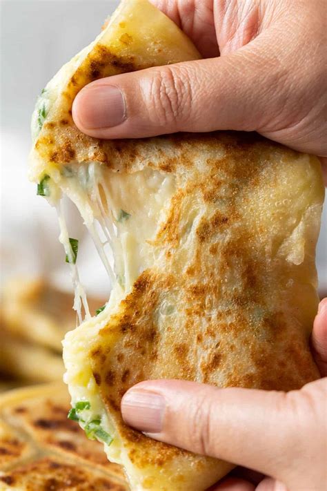 Cheese Roti Canai - El Mundo Eats