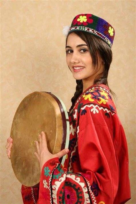 BEAUTIFUL TAJIK GIRL IN NATIONAL DRESS OF TAJIKISTAN. | Tajikistan ...