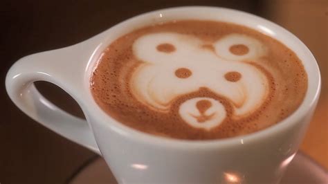 How to Etch a Bear | Latte Art - The Roasted Coffee Bean