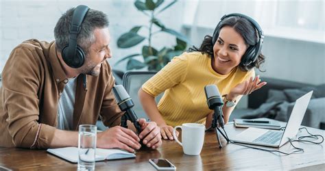 Podcasting: how to best grow your business - Voice123