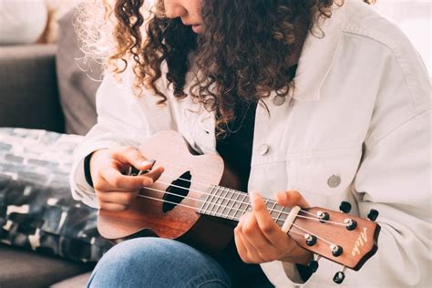 Bm7 Ukulele Chord: Your Path to Melodic Mastery