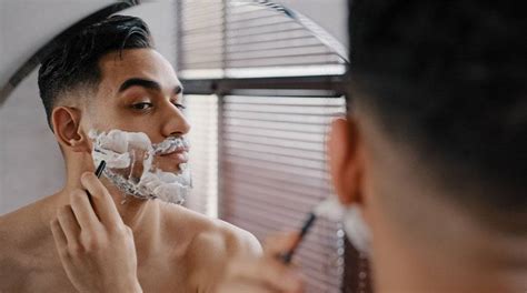 Shaving Tips for Men – 9 Best Ways to Shave Like a Pro