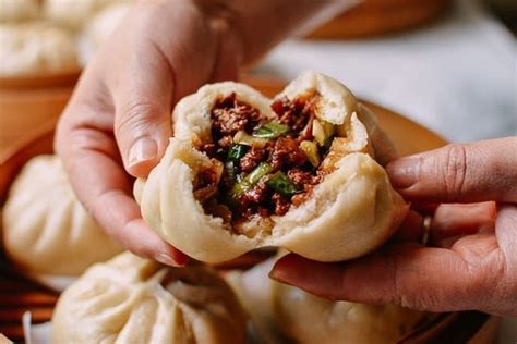 Baozi (Chinese Steamed Bao Buns (Baozi, 包子), A Complete Guide