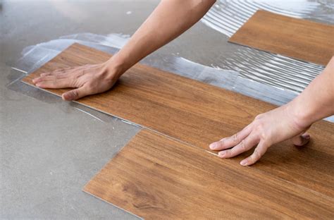 Best Direction To Install Vinyl Plank Flooring | Floor Roma