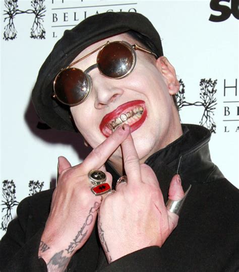 Dlisted | Marilyn Manson Got Punched In The Face At A Denny’s In Canada