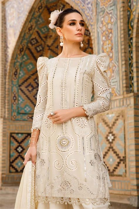 Latest Maria B Eid Lawn Stylish Dresses Designs Collection (48 ...