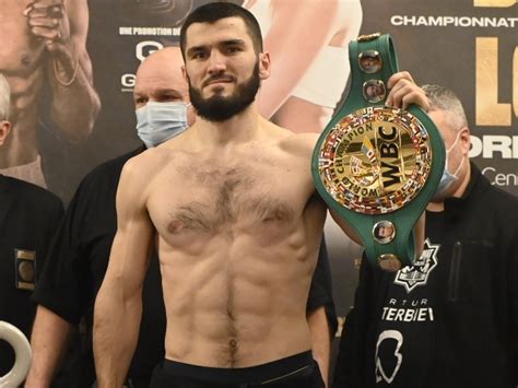 WBC Prez Explains Why Artur Beterbiev is Not Barred From Defending Belt ...