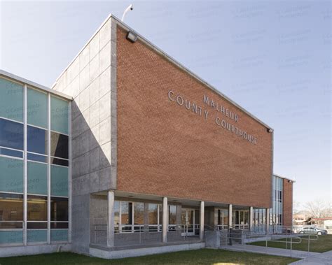 Malheur County Courthouse (Vale, Oregon) | Stock Images | Photos