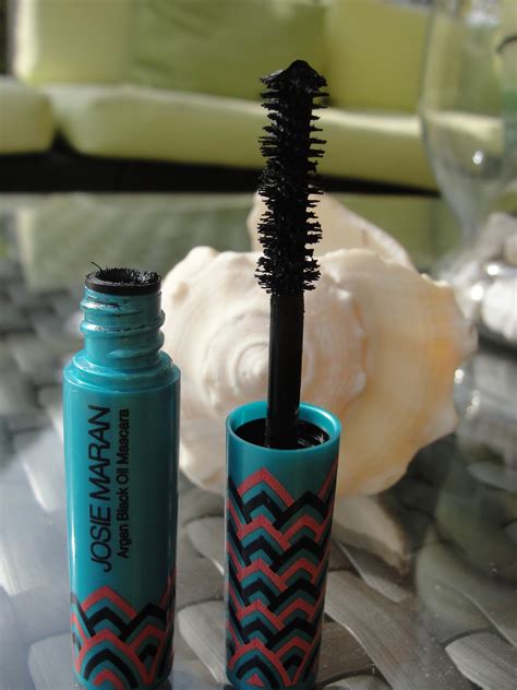 Josie Maran Argan Black Oil Mascara | Argan Enlightenment Illuminizer ...