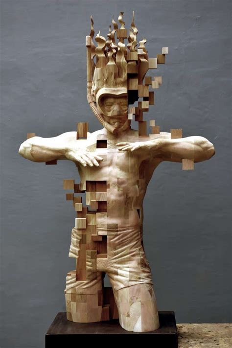 Wood Sculptor Hsu Tung Han's Newest Pixelated Wood Sculpture