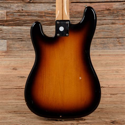 Squier Bullet Bass Sunburst 1984 – Chicago Music Exchange