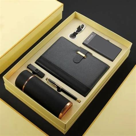 Leather Set Personalized Corporate Gifts at Rs 1100/piece in New Delhi ...