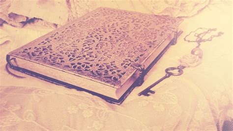 Vintage Diary Wallpaper Old Diary, Do Smile, Vintage Diary, Old Books ...