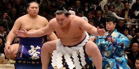 Hakuhō Shō: The GOAT in Sumo Wrestling - Sportsmatik | Sumo wrestling ...