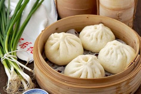 Chinese Steamed Pork Buns (Baozi) | Asian Inspirations | Recipe ...