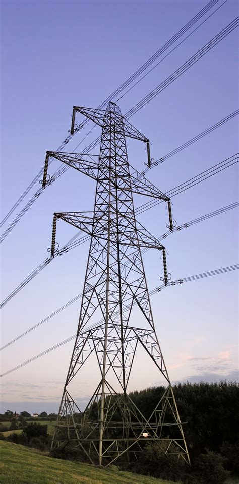 File:Pylon ds.jpg - Wikimedia Commons