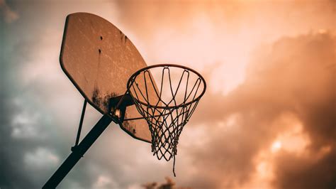 Download wallpaper 3840x2160 basketball, basketball net, basketball ...