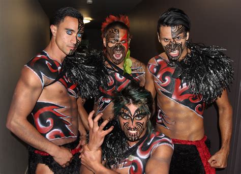 NEW ZEALAND MAORI CULTURE GROUP J GEEKS ARE BRINGING METRO BACK | Māori ...