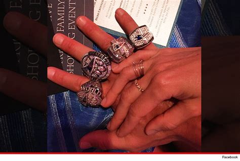 Tom Brady -- Drippin' In Diamonds ... Rocks All 4 SB Rings!!! | TMZ.com