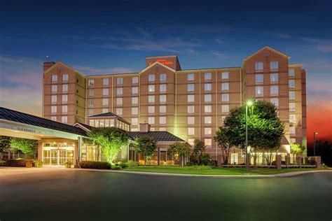 HILTON GARDEN INN LOUISVILLE AIRPORT $120 ($̶1̶7̶2̶) - Updated 2021 ...