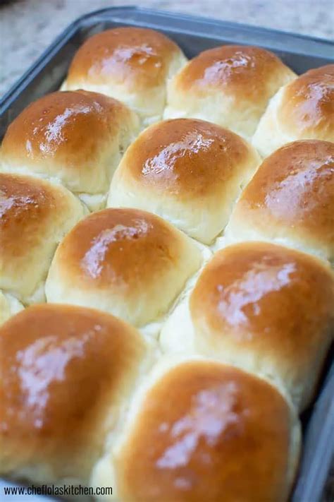 Best Easy Dinner Rolls Recipe: Homemade Delight 2024