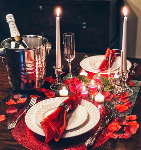 Romantic Dinner Ideas – Romance Helpers Romantic Dinner Tables ...