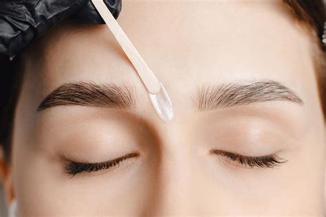 What is Eyebrow Waxing? - Rufa Fish Spa