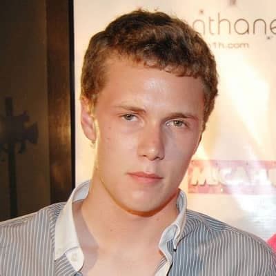 Barron Hilton II - Bio, Career, Net Worth, Height, Married, Facts