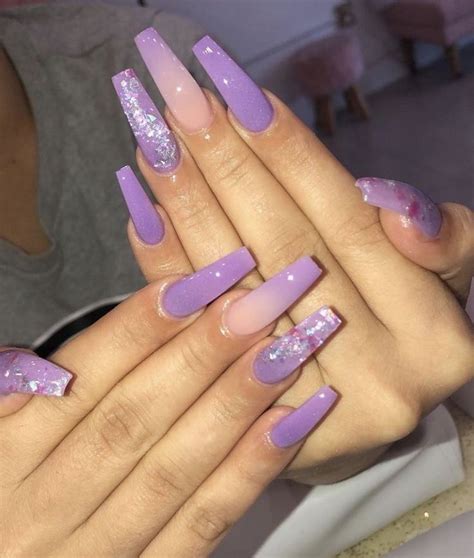 Pin by 𝘪𝘵𝘴 𝘵𝘩𝘶𝘨𝘨𝘢 𝘴𝘻𝘯 🏚! on nails ! | Purple acrylic nails, Ombre ...