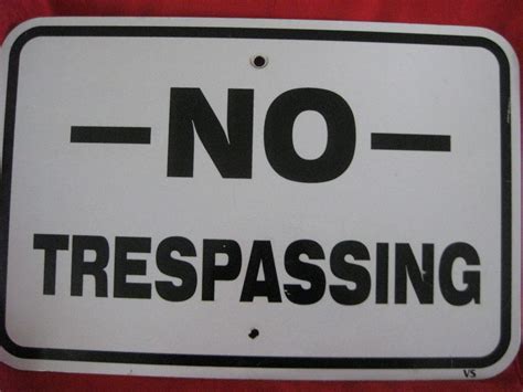 Vintage No Trespassing Metal Sign | Metal signs, Trespass, Metal