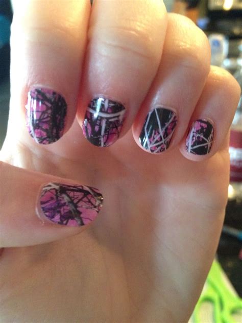 New Jamberry, Muddy Girl nails. | Muddy girl camo, Muddy girl camo ...