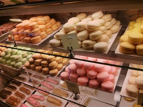 Le Panier - Very French Bakery | Recommends: Macarons French Bakery ...