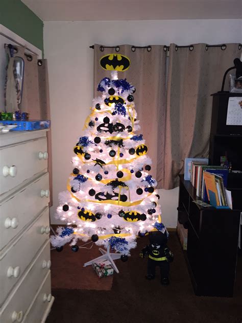 My son Batman Christmas Tree | Batman christmas tree, Superhero ...