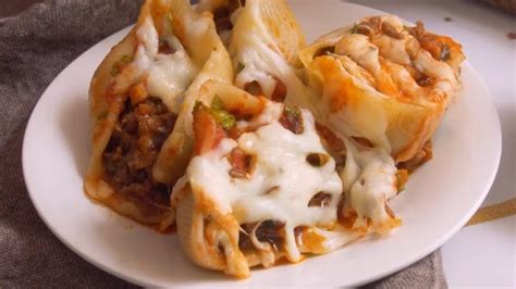 Cheesy Taco Stuffed Shells: the delicious pasta recipe you'll love