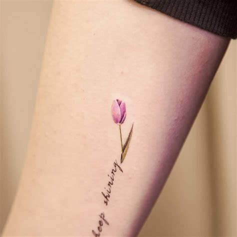 Top 109 Best Tulip Tattoo Ideas - [2021 Inspiration Guide] | Tulip ...