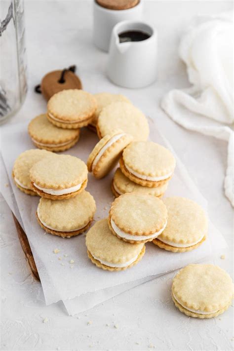 Maple Cream Cookies Recipe (Maple Leaf Creme Cookies) | Recipe | Fall ...