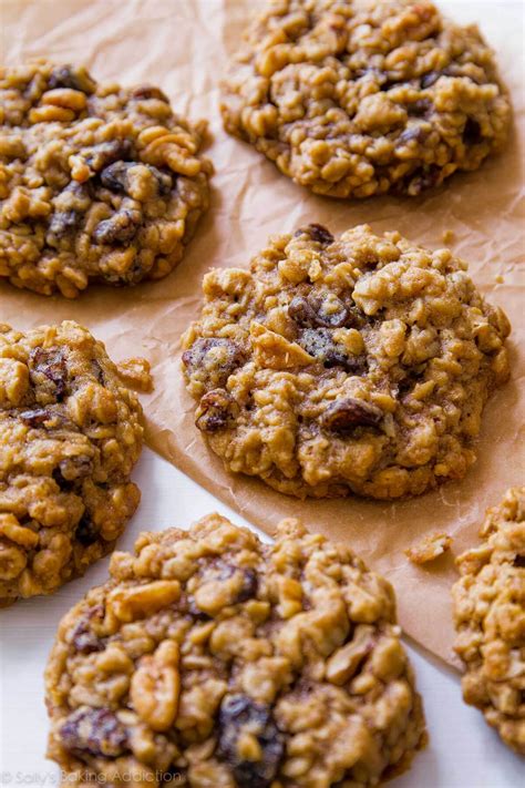 Soft & Chewy Oatmeal Raisin Cookies | Blogging