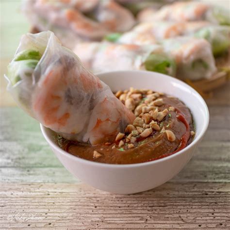 Vietnamese Peanut Dipping Sauce for Spring Rolls (Tương Chấm Gỏi Cuốn ...