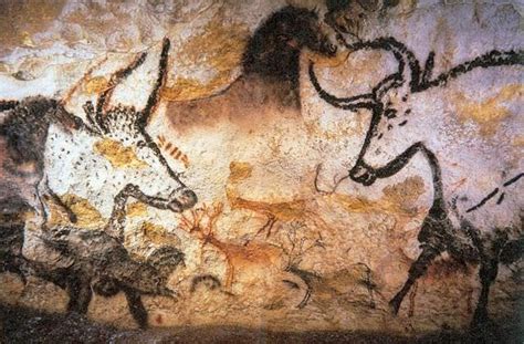 Cave Painting in Lascaux (Illustration) - World History Encyclopedia