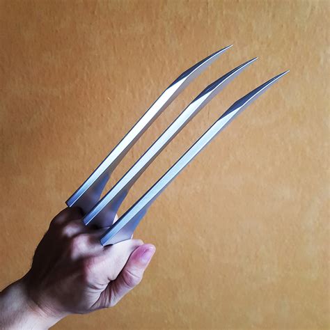 wolverine claws toy uk - Brice Runyan