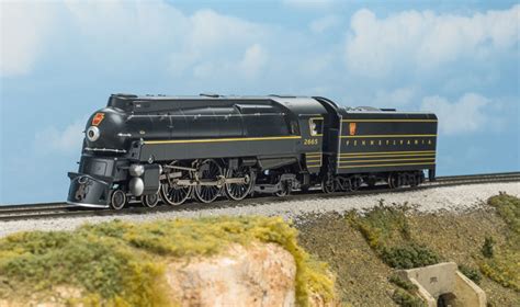 Bachmann HO scale PRR streamlined K4s | ModelRailroader.com