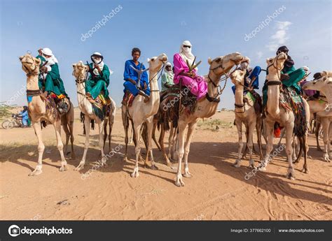 Tuareg People Traditional Clothes Sitting Camels Sahara Desert – Stock ...