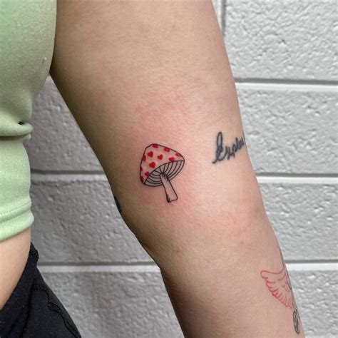 Share 68+ cute mushroom tattoo - in.coedo.com.vn