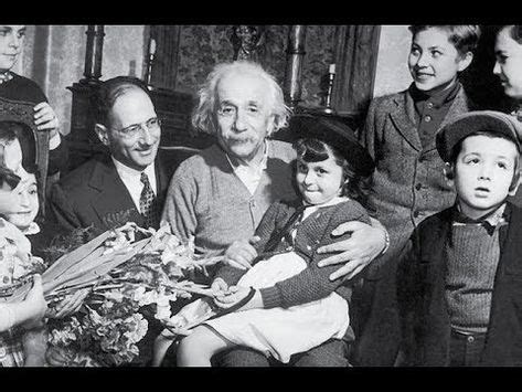 Albert Einstein Family Photos | Albert Einstein Rare and Unseen Family ...