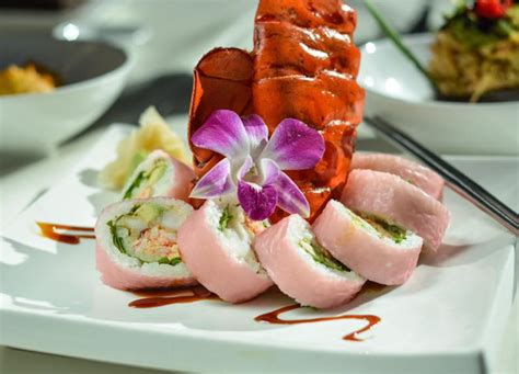 The 10 Best Sushi Restaurants in Chicago, Ranked - PureWow