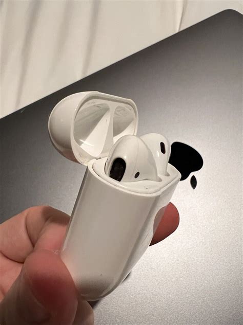 AirPods 1st Gen - Charging Case & Box! | eBay