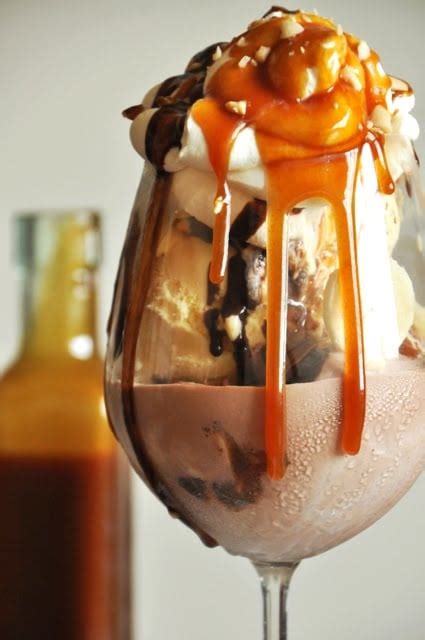 The Best Ice-Cream Sundae You'll Ever Have (With Bourbon Caramel Sauce ...