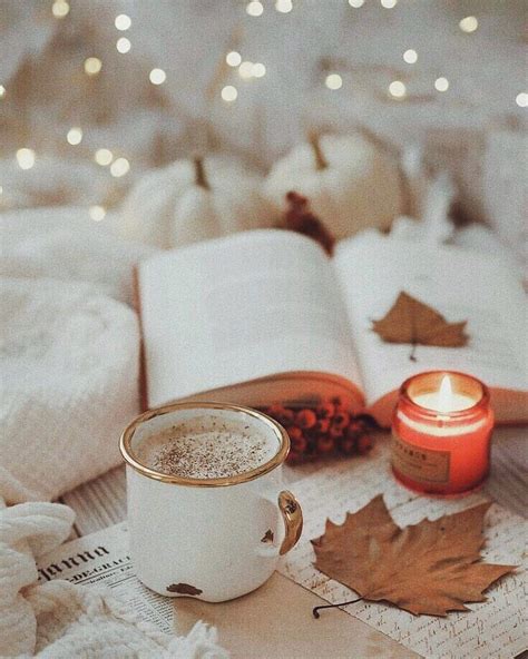 Cozy Autumn Aesthetic Wallpaper