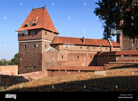 Teutonic Castle in Malbork seen from the south side Stock Photo - Alamy