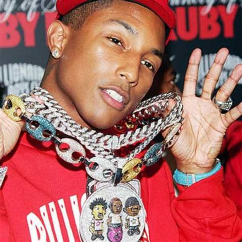 The Most Ridiculous Rapper Chains (40 photos) | KLYKER.COM